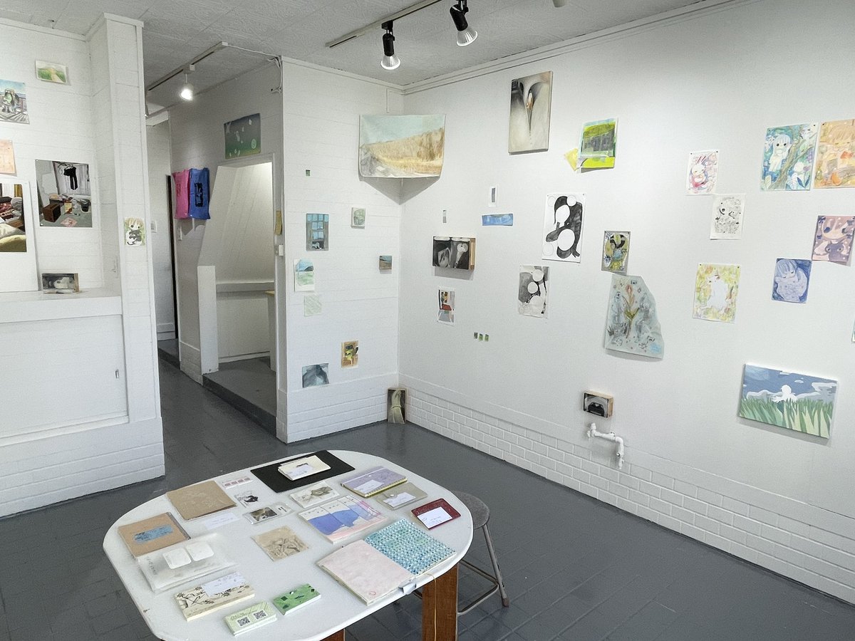 men_do_u's tweet photo. @opal_times さんでのグループ展、「◯ to life」
本日ついに最終日となりました🏝️
19:00までです！ https://t.co/Aqh0ZEeh1F