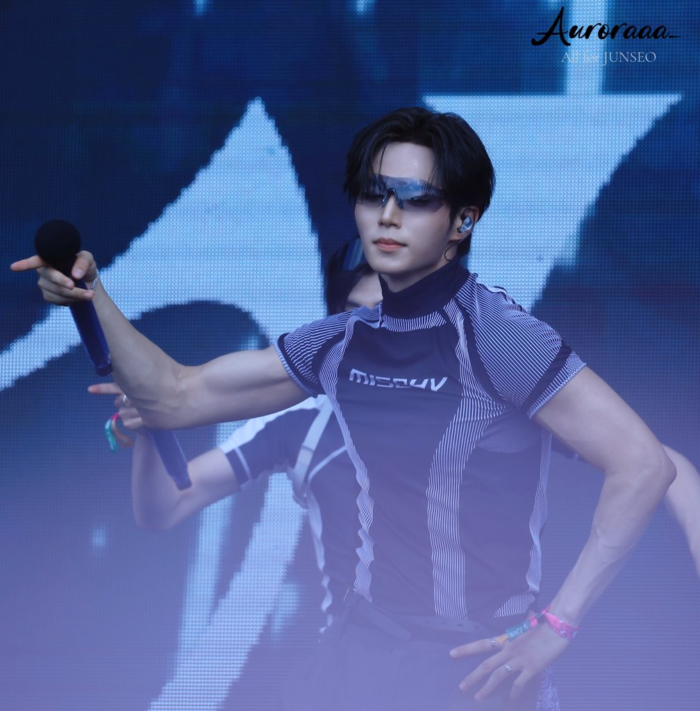 Aurora_JS1120's tweet photo. 260724💪

#김준서 #준서 #JUNSEO 
#ALPHADRIVEONE #ALD1          
#알파드라이브원 https://t.co/54sAELNSBn