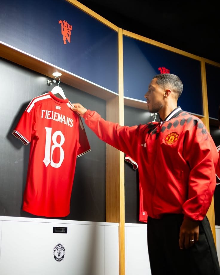 Youri Tielemans tweet media
