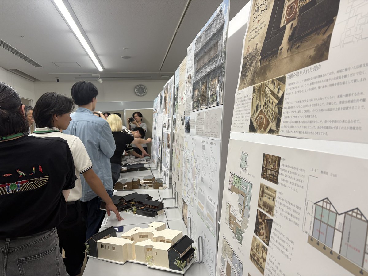 toyo_arch's tweet photo. まちかど講評会開催中です。
是非お越しくださいませ！

会場：ウェスタ川越 会議室1・2(2階)
時間：10時〜18時
#川越 #まちかど講評会 #川越百万灯夏祭り #建築 #ウェスタ川越 https://t.co/fz0rFA7RIL