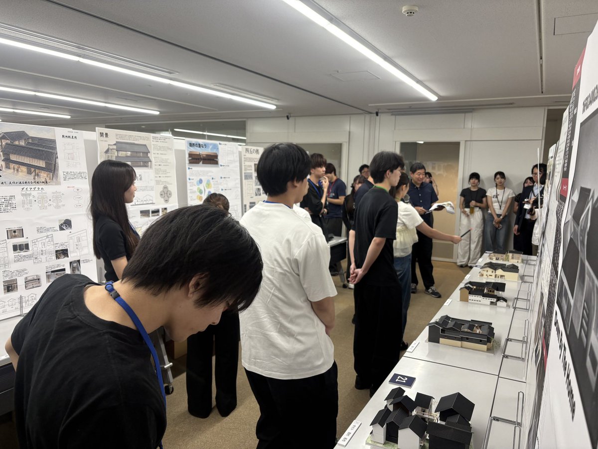 toyo_arch's tweet photo. まちかど講評会開催中です。
是非お越しくださいませ！

会場：ウェスタ川越 会議室1・2(2階)
時間：10時〜18時
#川越 #まちかど講評会 #川越百万灯夏祭り #建築 #ウェスタ川越 https://t.co/fz0rFA7RIL