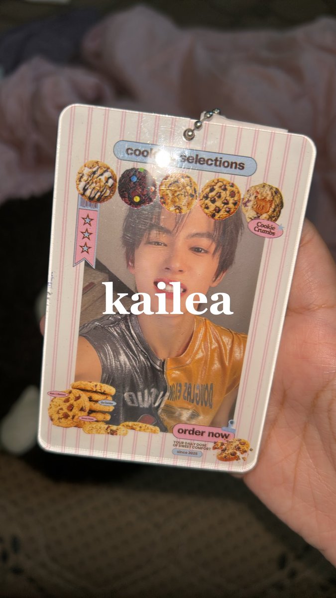 kaileeaaaa's tweet photo. wts in rush

photobook sg26 55k
seonghyeon yzy ld3 200k (free cahol boleh negtip)
magazine elle cover seonghyeon 150k

dom jogja co oren &amp; splitpay https://t.co/plPgUm4Mty