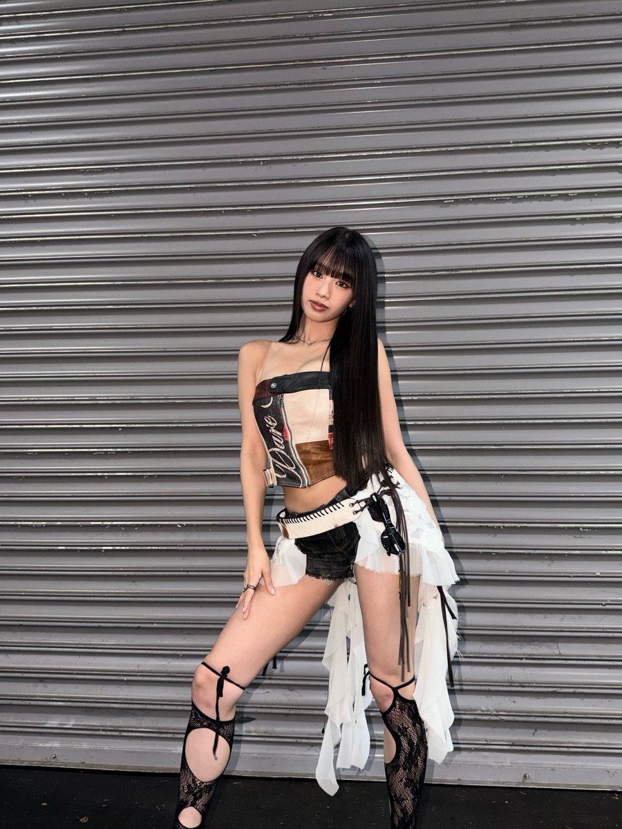 KISSOFLIFE_S2's tweet photo. [띠🖤] 💋💋

#KISSOFLIFE #키스오브라이프 #KIOF 
#NATTY #나띠 https://t.co/BfbkfOlPkr