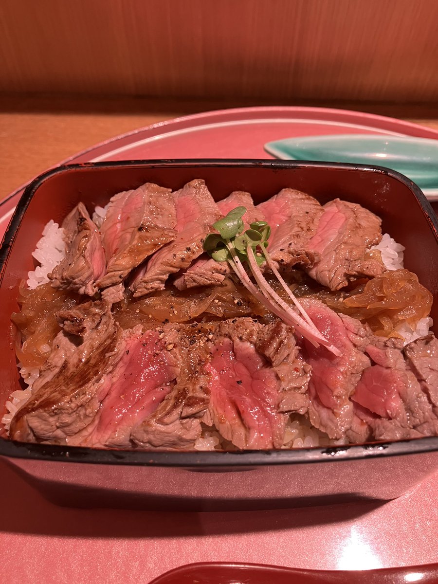 ShienaP tweet picture