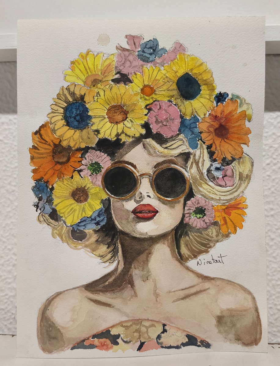 Ninetacat1's tweet photo. Perquè l'Empordà és això , mar , flors i concerts a l'aire lliure . 

🖌️🎨 Bon dia a tothom https://t.co/MSv1IQiY23