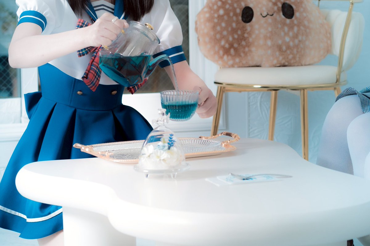 Twinange_cafe's tweet photo. ☁プレオープン18日目☁

本日も14時より天界の門を開けて迷い人様のご来店をお待ちしております🪽
飛び込みの迷い人様もお気軽にお立ち寄りください🪽

本日のおすすめメニューはもわるーパフェです☁️
ジメジメとした暑さを飛ばす、さっぱりとしたパフェはいかががですか？

ご予約はこちらから▼

https://t.co/BzFImItnBO