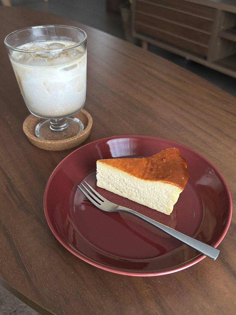 hymg_ch_'s tweet photo. 土日もぐもぐ

夫が不在の土日なので、自分の好きなものばかりたくさん作って変な時間に食べてのんびりしている　気楽〜 https://t.co/dYi3crKehy