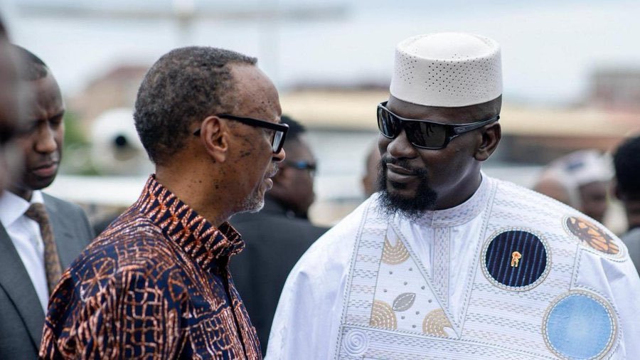mulikuza_jordan's tweet photo. Plusieurs médias en parlent : le président #Mamady_Doumbouya aurait commencé à ressentir un malaise après sa rencontre avec @PaulKagame. Il serait devenu très maigre, sans force physique. https://t.co/BUdYFydnYs
