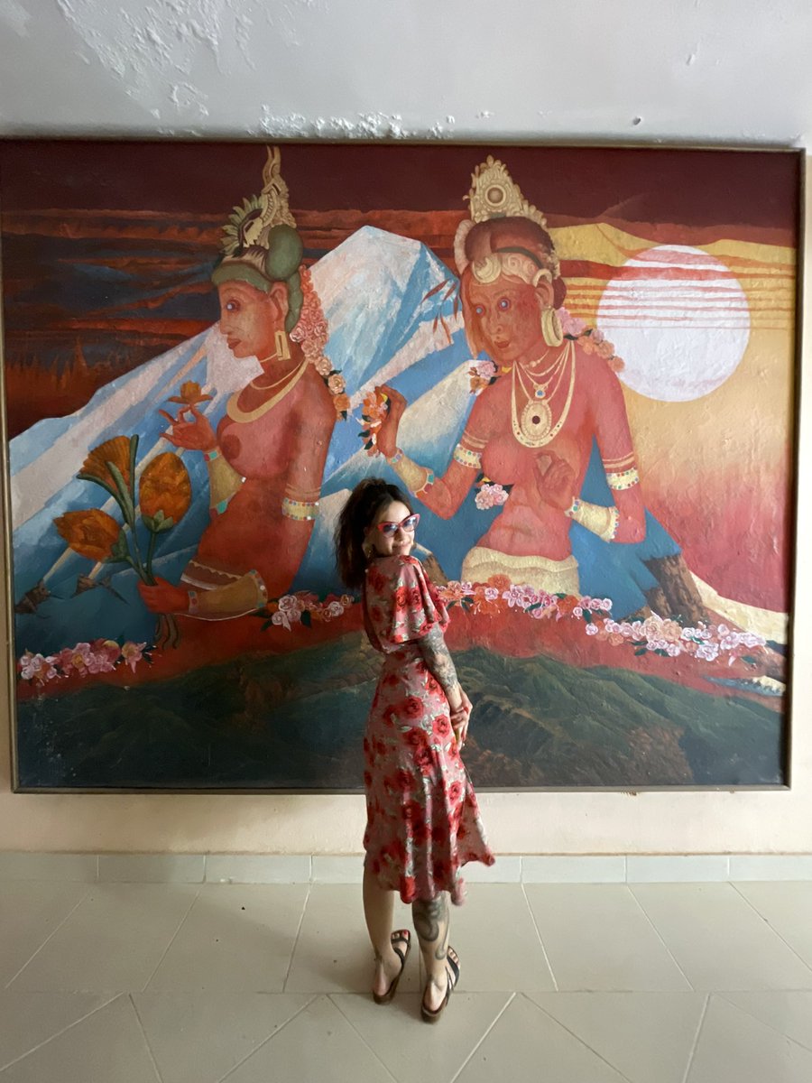 xoAvaToy's tweet photo. I love art but it’s so highly personal. In my opinion art should inspire, challenge, illicit new thoughts and feelings in viewers, whether conscious or not. Its meaning can’t be neatly explained or understood or conquered. It defies logic yet is essential and all powerful. https://t.co/qb5R57Zaps