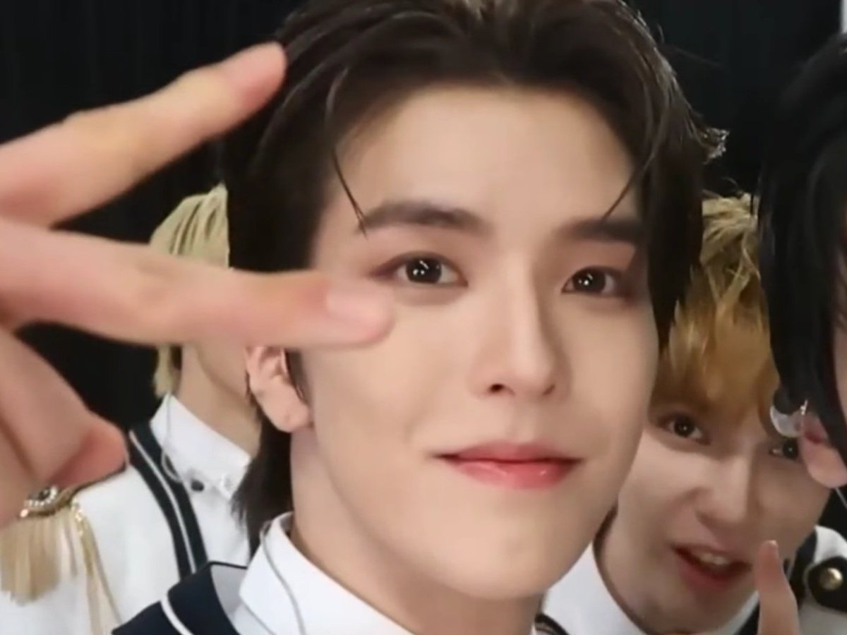 So04_Ha19's tweet photo. 잘생긴 것도 재능이라던데 https://t.co/DAqhAhvTgJ