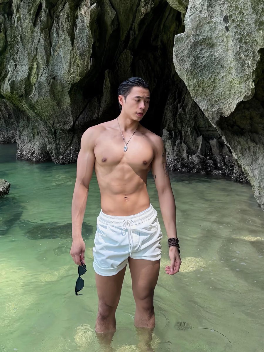 bimattraithang's tweet photo. Thuỷ thủ Nguyễn Cảnh Ngân không ngờ con cặc chất lượng tới vậy, giờ body quá ngon rồi k biết phải trả bao nhiêu để có thể được ngậm đây… có phần mới nhất 2026 sẽ up khi nhiều tw https://t.co/2jDb0EOBGu