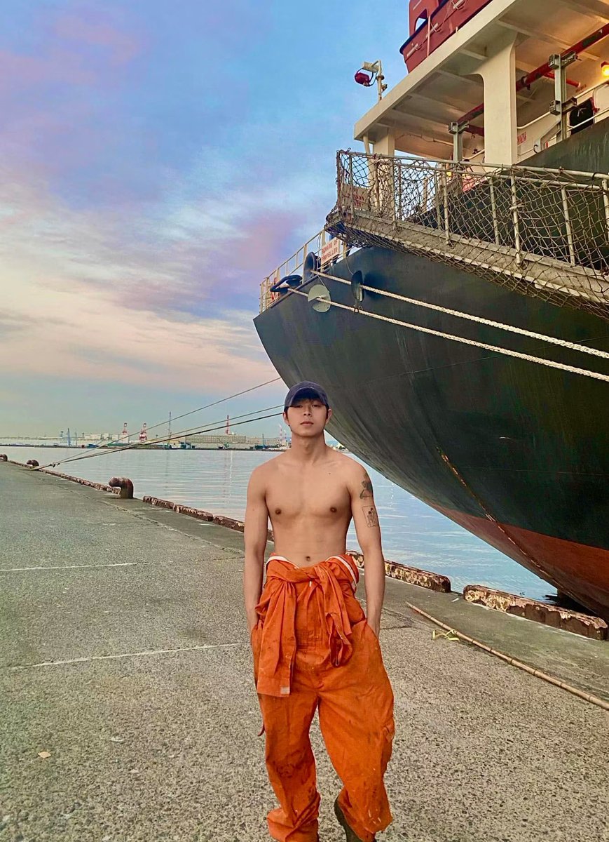 bimattraithang's tweet photo. Thuỷ thủ Nguyễn Cảnh Ngân không ngờ con cặc chất lượng tới vậy, giờ body quá ngon rồi k biết phải trả bao nhiêu để có thể được ngậm đây… có phần mới nhất 2026 sẽ up khi nhiều tw https://t.co/2jDb0EOBGu