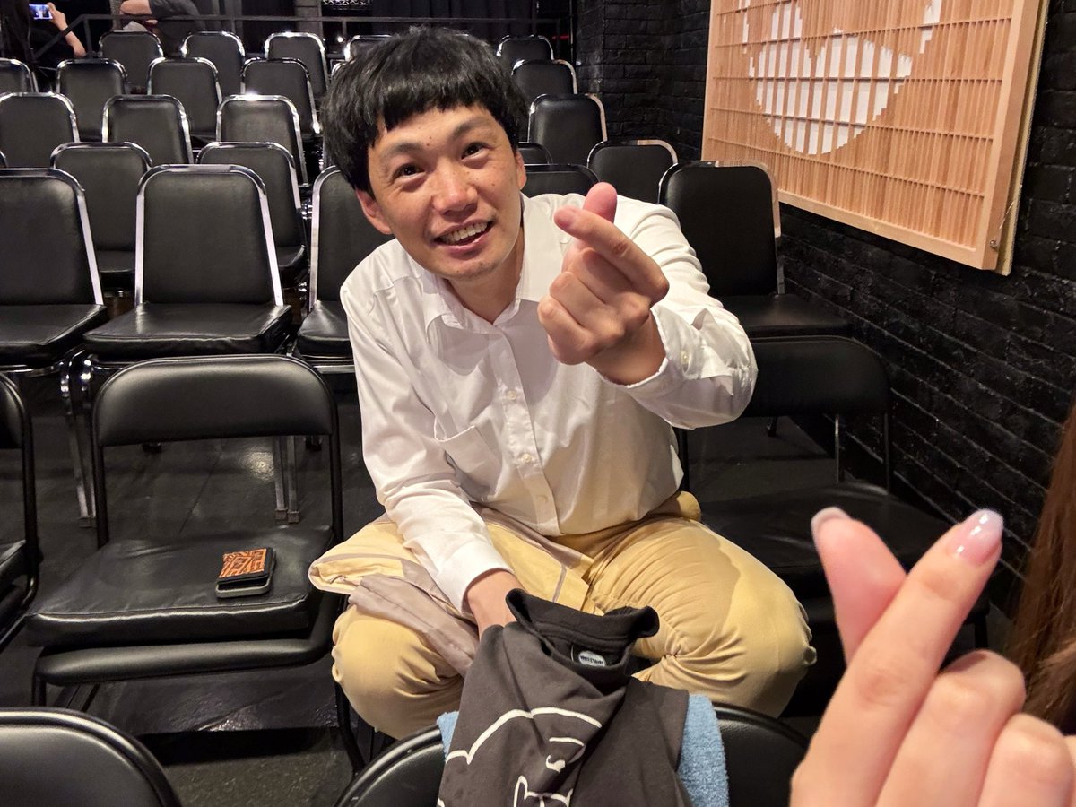 teruterum712's tweet photo. TCクラクション　指ハート　最新版　🔍 https://t.co/mwPIEeIpnA