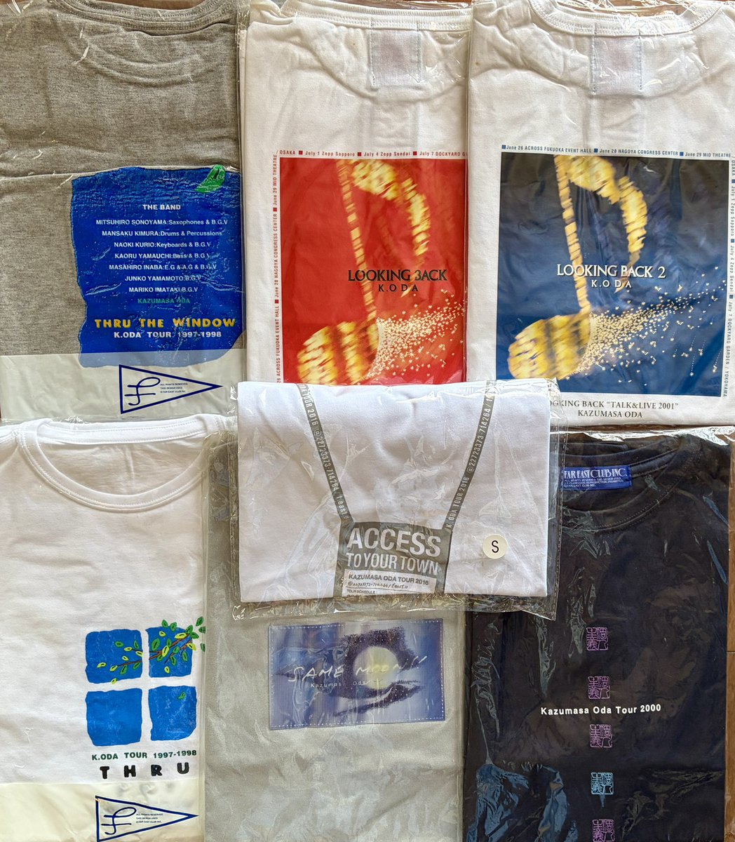 orisumayesno's tweet photo. 今日は何を着ようかなと
タンスをゴソゴソ
ビニール袋に入ったままの
Tシャツ達が出てきた🤣

SAME🌕MOONを着ることにした https://t.co/QsVAghPssX