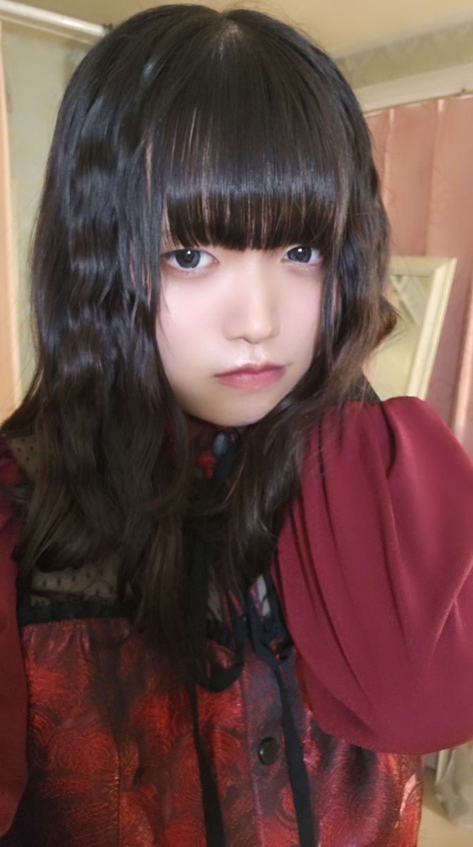 ヨミ tweet media