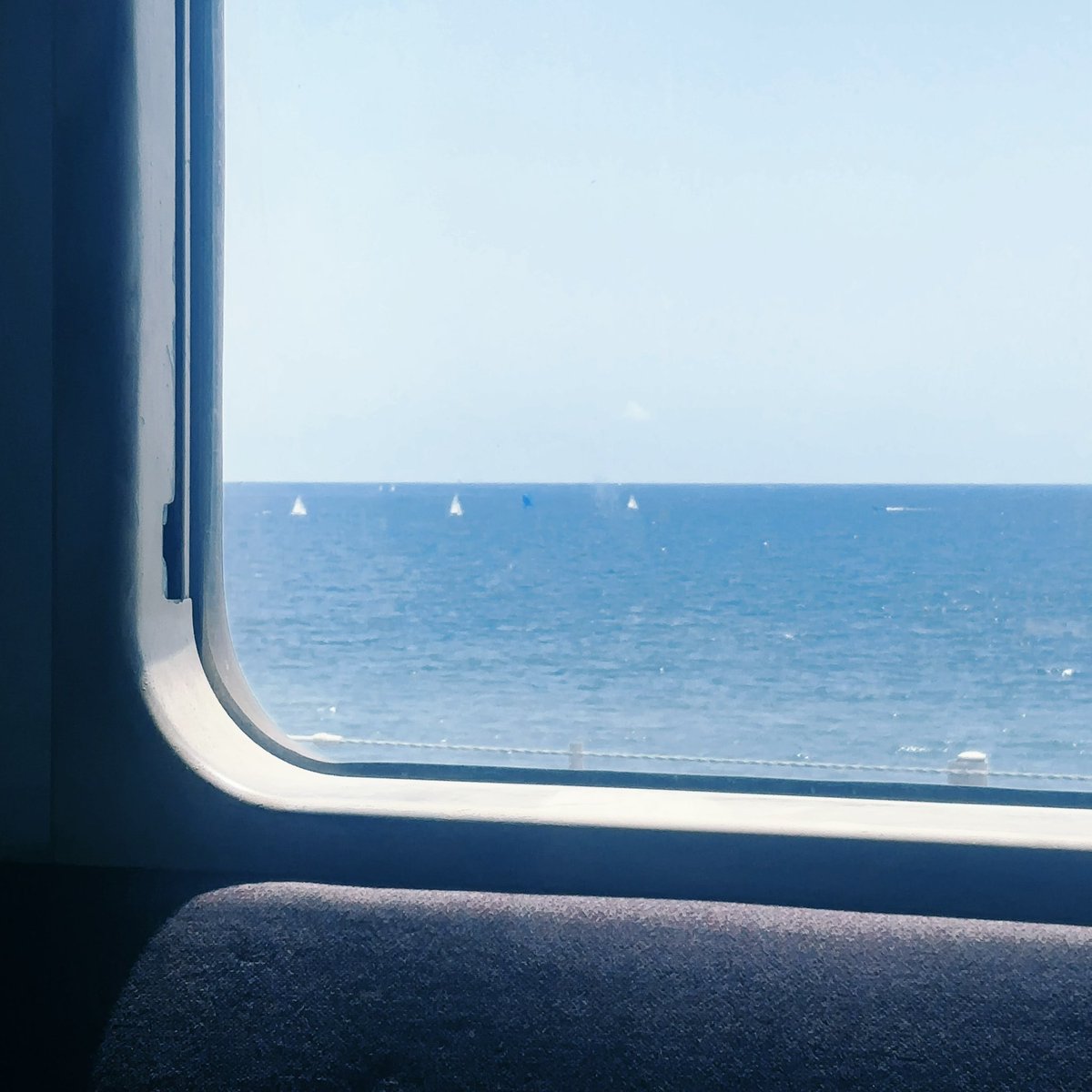 sky_tsuki_'s tweet photo. 青かった https://t.co/9hbaaZlViI