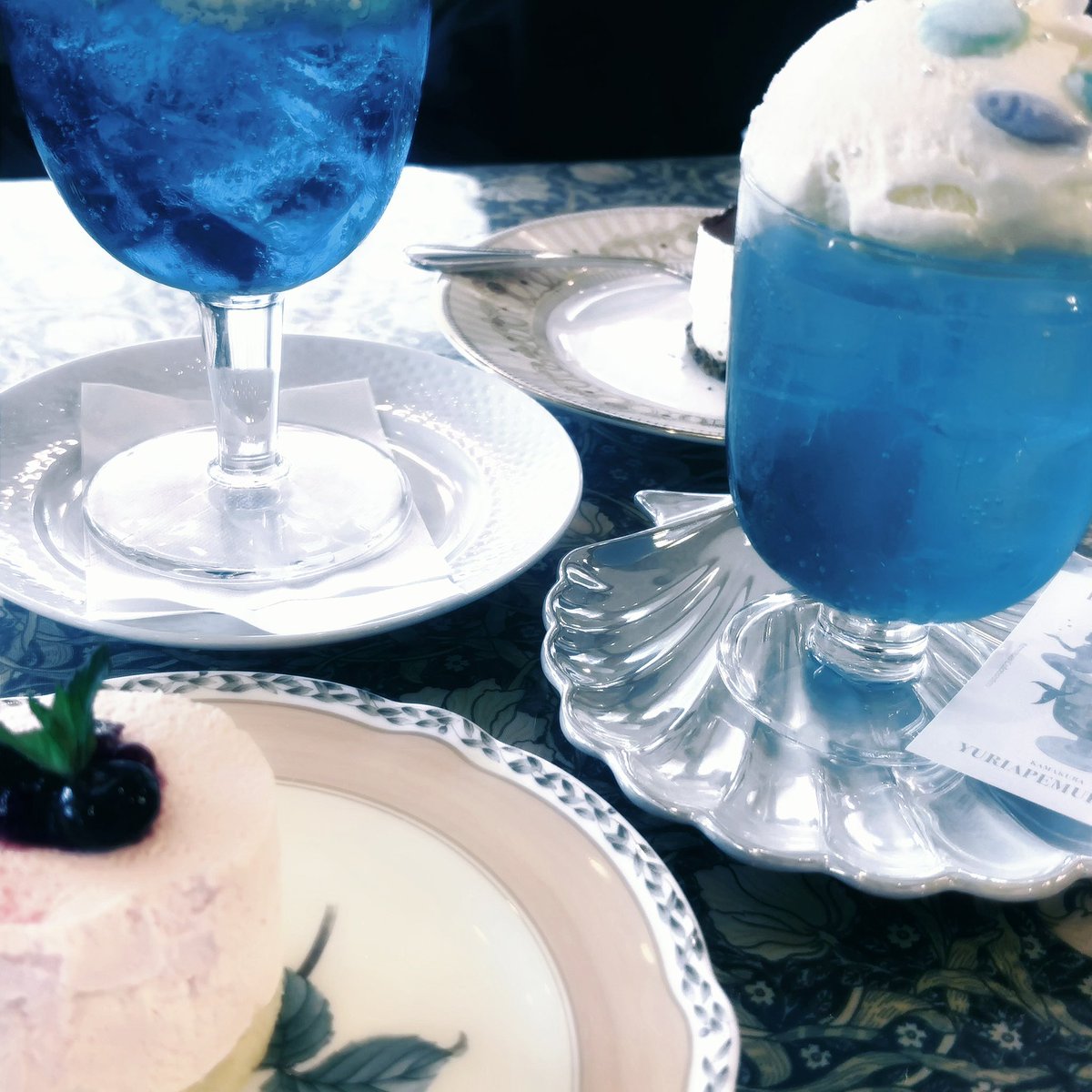 sky_tsuki_'s tweet photo. 青かった https://t.co/9hbaaZlViI