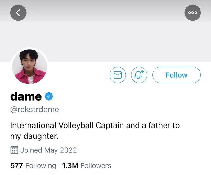 kyuviline's tweet photo. ☾ | updated profiles 

[ ☾. dame ahiko vergaras ] 

— Captain Ball of International Volleyball Team
— 28 : Law Graduate
— tall, handsome, popular and rich
— picky and hard to please
— has a daughter named Charm 
— position : opposite hitter https://t.co/g53WgsoTs5
