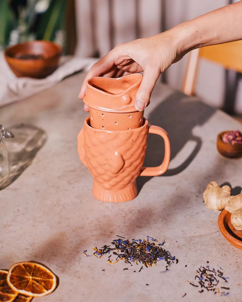 MorleyAthe22284's tweet photo. Step into a cozy studio and get your hands dirty with hand-built pottery this weekend! No experience needed—just clay, creativity, and a few fun mistakes to make your first mug. Save the slot! https://t.co/qT8VzkcdDf