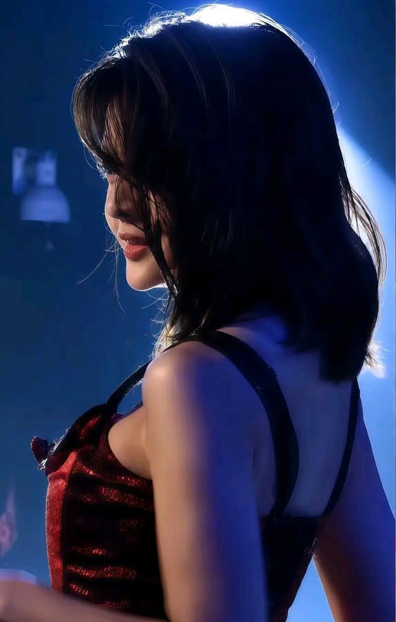 FixProblem13's tweet photo. Christy 😏 https://t.co/HmeLyiEhMB