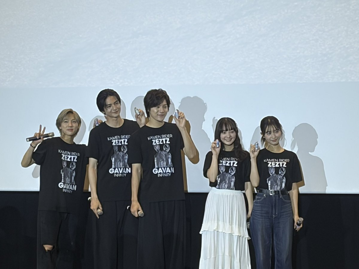 oumecha_n's tweet photo. 可愛いから全部載せよう

#超ギャバン https://t.co/DKeRfeEsmD