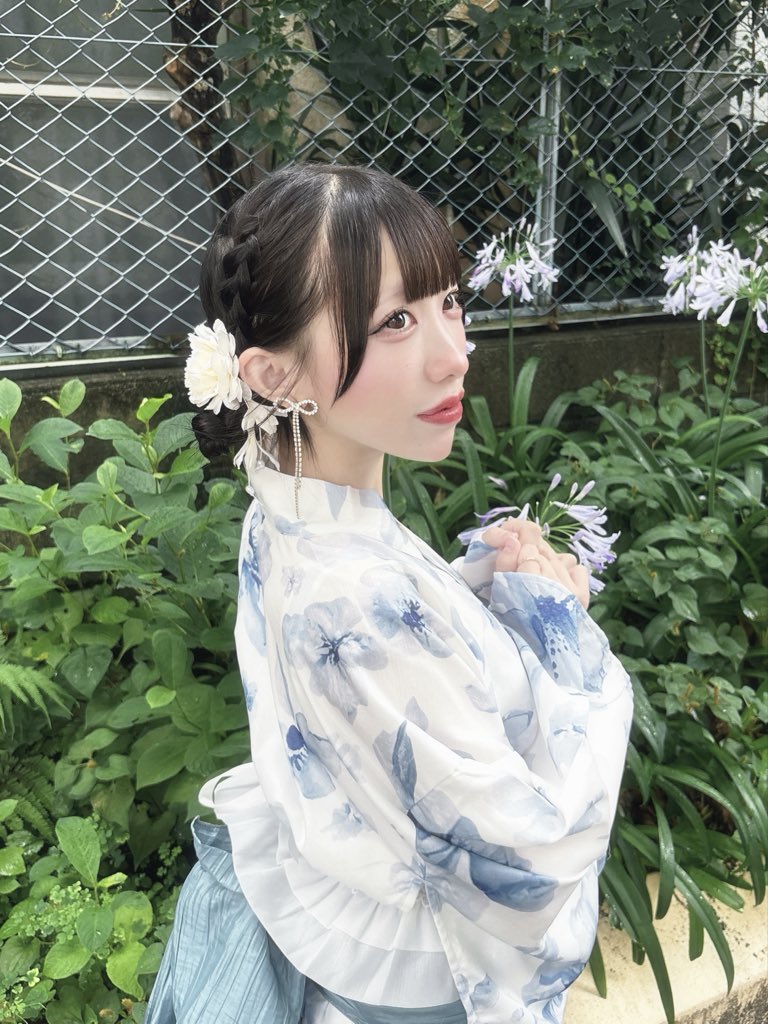 LiVREAL_himeka's tweet photo. ひめのこと、振り向かせてみて？ https://t.co/4j0mn8uMhX
