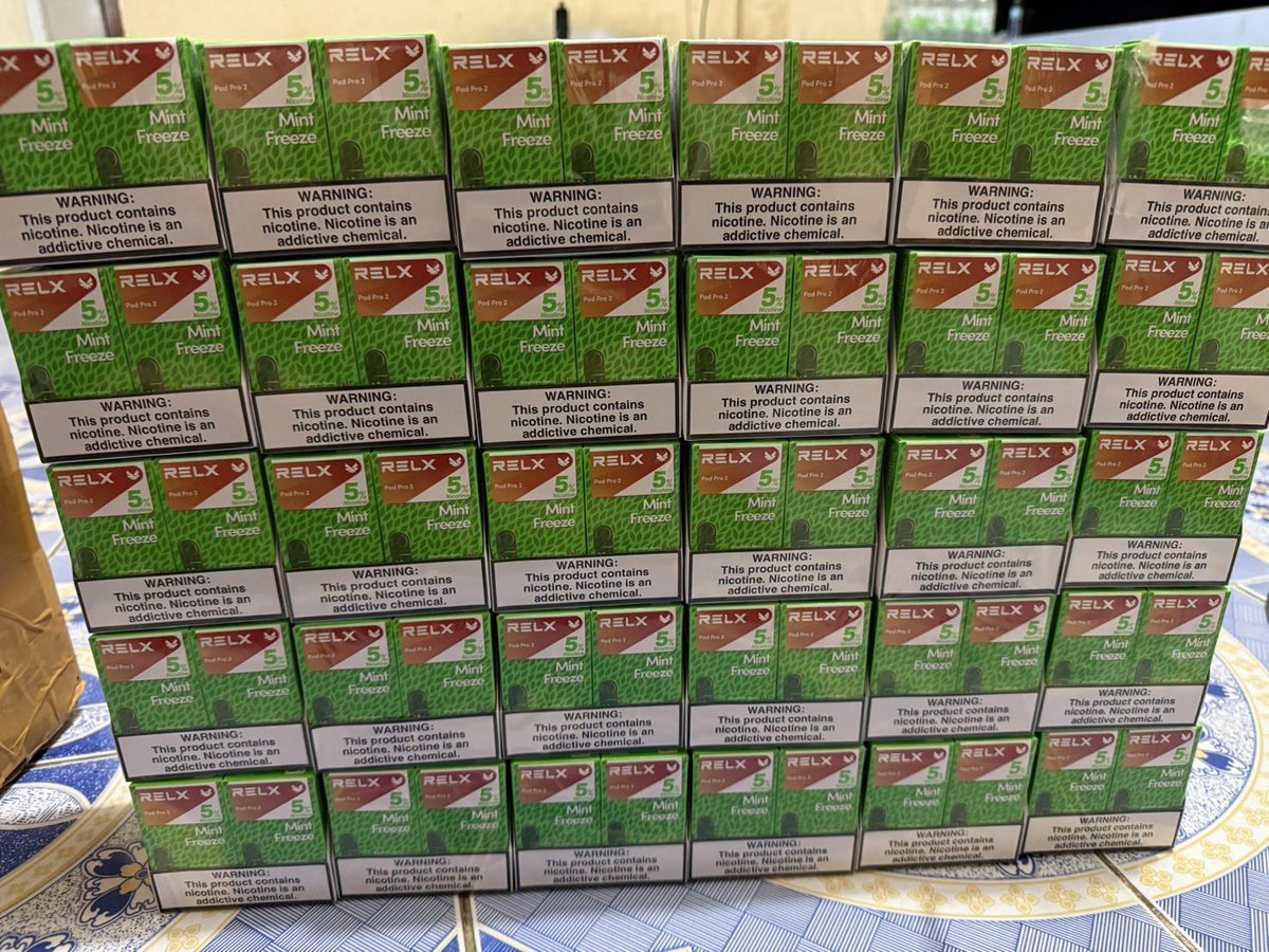 vapeth871's tweet photo. Mint freeze🧊
#หัวมิ้นฟรีสพร้อมส่ง #พอต #relx #หัวrelx #หัวพอตrelx #หัวพอต  #พอตใช้เเล้วทิ้ง #เครื่องพอต  #ตัวพอต #เชียงราย #น้ำยาบุหรี่ไฟฟ้า #ไลน์แมน #แกร้ป #ส่งด่วน #พอตพร้อมส่ง #ใช้แล้วทิ้ง #หัวinfy #หัวใส #marbo #ร้านบุหรี่ไฟฟ้า #ร้านพอตเชียงราย #vape #mintfreeze #มิ้นฟรีส https://t.co/KgYSPXCSef