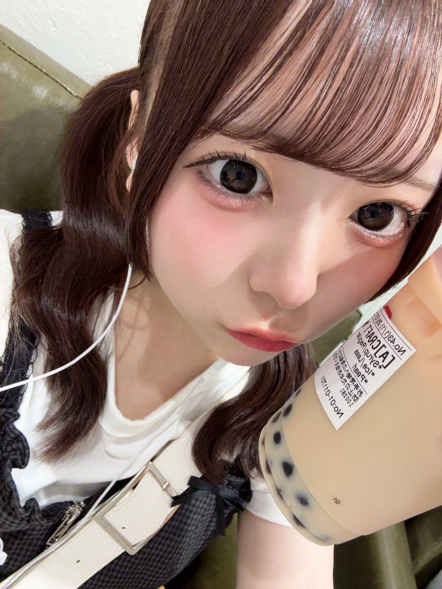 __uRnyan's tweet photo. ごんちゃっていつの間に行ってるからいつの間に手に持ってる、実質タダ https://t.co/q0gTdPjLZ7