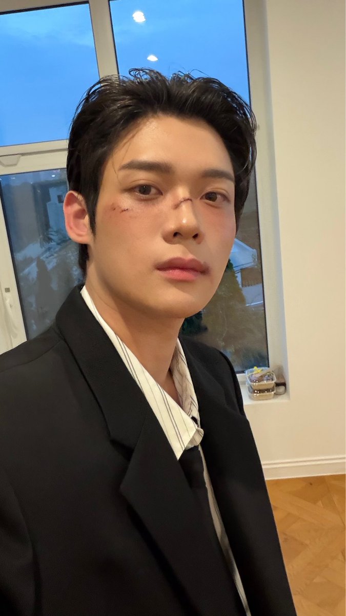 oriioree's tweet photo. 남자는 역시 굴러야됨 https://t.co/al22gNdBSi