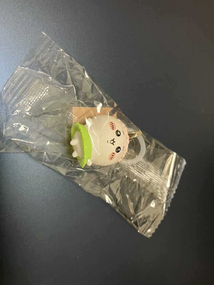 Enak_exe's tweet photo. 先週見たMichaelとの落差が激しい。

特典はちいかわでした。 https://t.co/M9ppGnHlYX