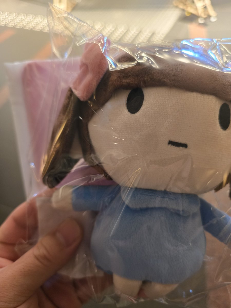 uchipiii's tweet photo. とりあえずちびゆかとシール購入 https://t.co/kWn593gJU2