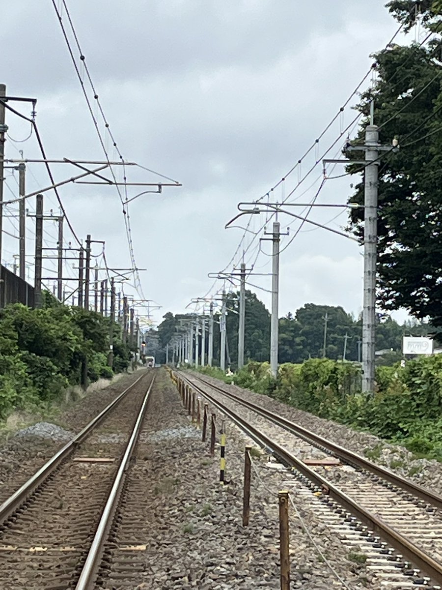 NLLU149261's tweet photo. 目の前をイーストアイ通過しててきつい https://t.co/CfhZqPpkEV