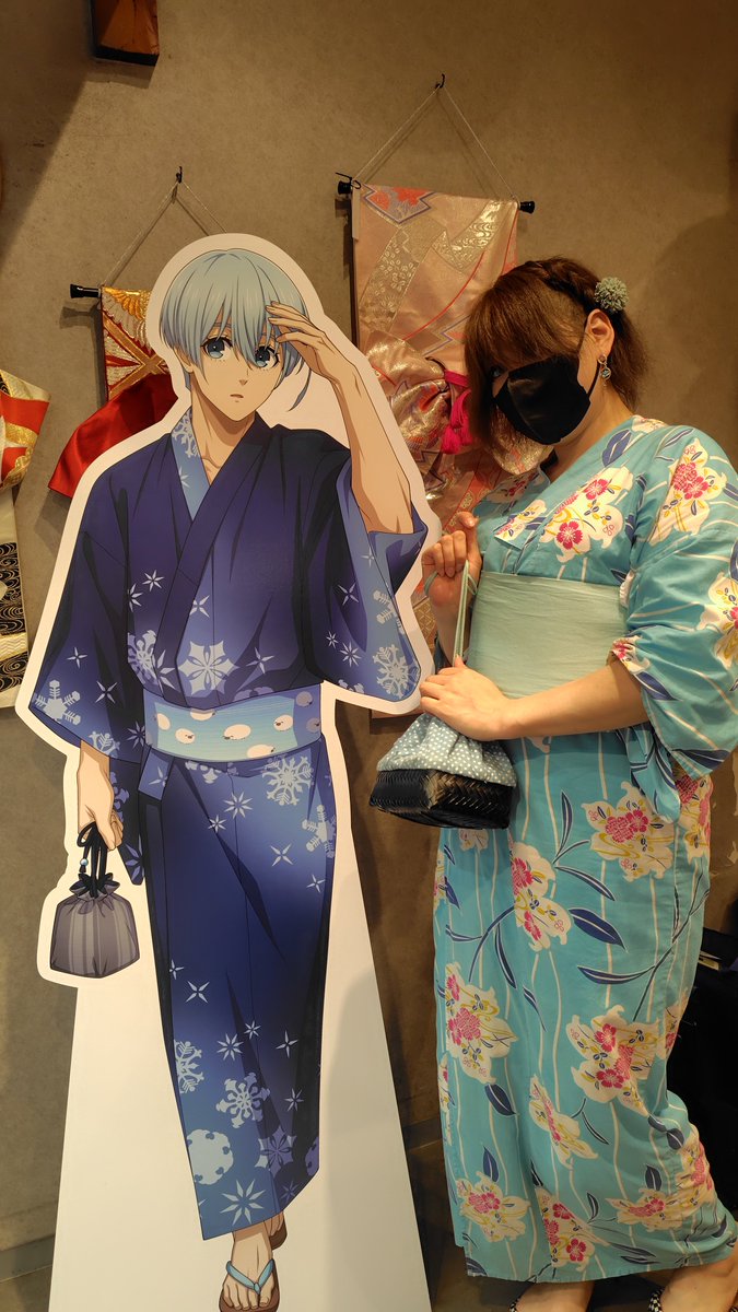 Hisanagi_0's tweet photo. あいにくの雨だったけど羊くんと浅草デート！
VASARA浅草本店さん、ありがとうございます。お世話になりました\(❁´∀`❁)ﾉ𖤐´-
#ブルーロック浴衣セレクション https://t.co/9scAxUYxBu