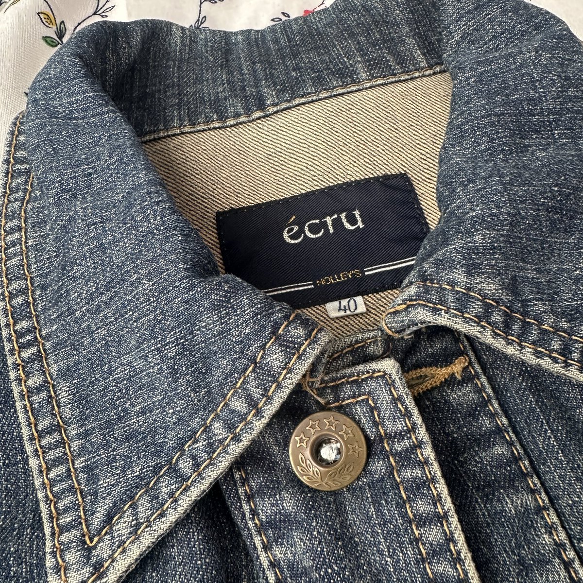 lissy_stuff's tweet photo. ส่งต่อ denim jacket สีเฟดสวยมาก
อก40“ ยาว22”

🐋140รส.

#ส่งต่อเสื้อผ้า #y2kthailand #ส่งต่อเสื้อผ้ามือ2  #เสื้อผ้ามือสอง #cintageshop #ส่งต่อdaddy #ส่งต่อvghbkk #stylist_shop #ส่งต่อshein #ส่งต่อคสอ #bemingbkk #vghbkk https://t.co/aXESOIp196