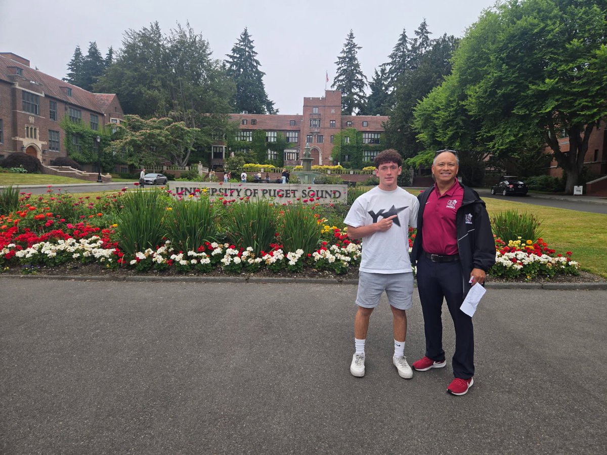 AlvillarMg's tweet photo. A huge thank you to @CoachATChau for taking the time to show me around the University of Puget Sound during my visit! I really enjoyed getting to tour the campus, learn more about the program, and meet the rest of the coaching staff.
It was great having the opportunity to sit down and have meaningful conversations with @jeffthomas4 and @CoachCarskie about the program, the team's culture, and my future. I truly appreciate everyone's hospitality and the time they invested in getting to know me.
#GoLoggers #WR #DB #UniversityOfPugetSound #Recruiting #StudentAthlete #ClassOf2027 #Football