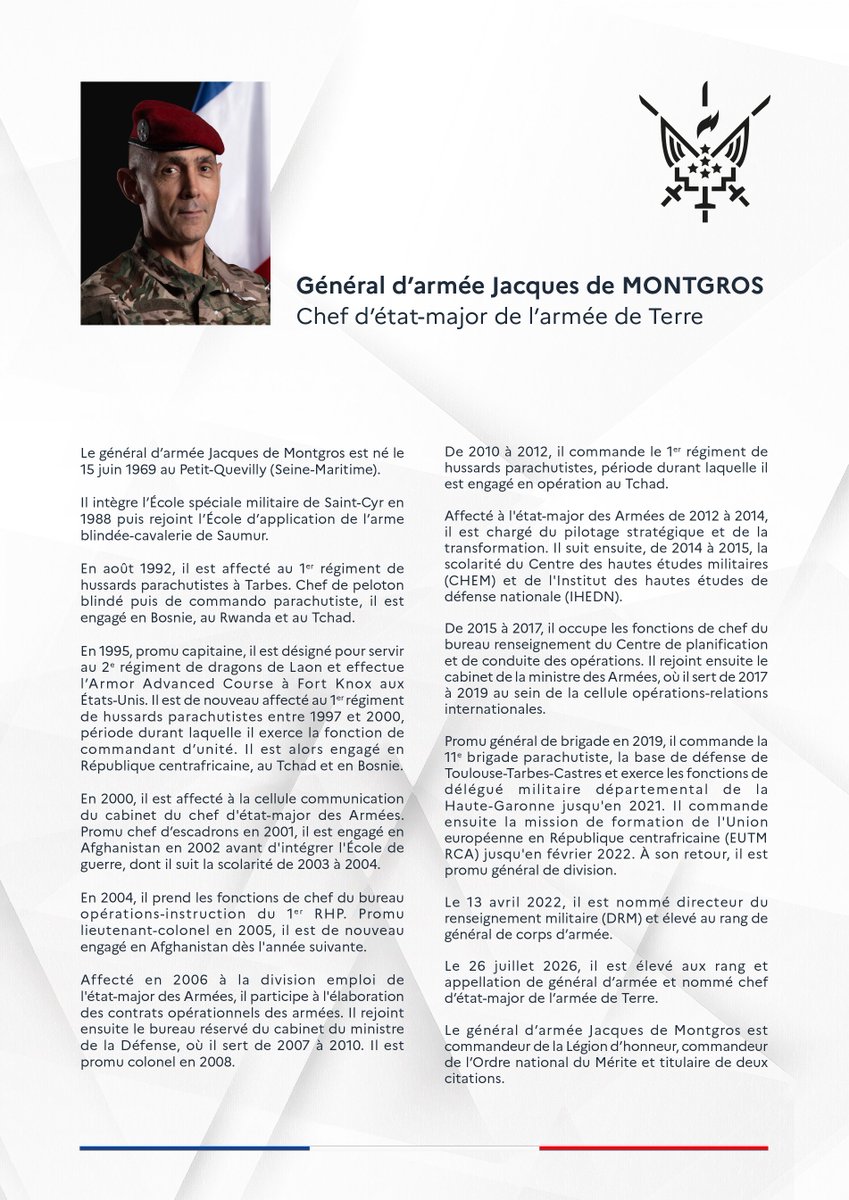 armeedeTerre's tweet photo. Le général d'armée Jacques de Montgros est le nouveau chef d'état-major de l'armée de Terre. Il succède au général d'armée Pierre Schill.

Lien vers sa biographie en commentaire. https://t.co/GRZilkUvoY