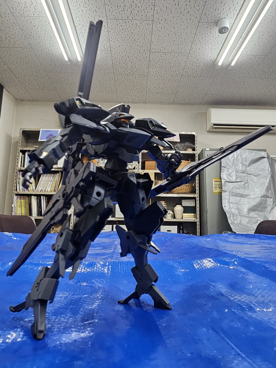pisconor's tweet photo. 7月の制作会
30MMの新作ゼノヴァルト作成して、それとは別に全塗装に着手！
ゼノヴァルトはアーマードコア風な感じだな～ゲームやったことないけど笑
全塗装はいつ出来上がるかな～🤔

#つくるのだ
#ガンプラ
#プラモデルライフ
#30MM https://t.co/koNYd06QB4