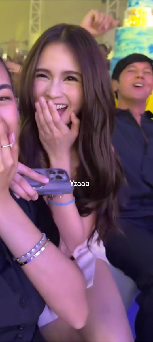 Yzaaa tweet media
