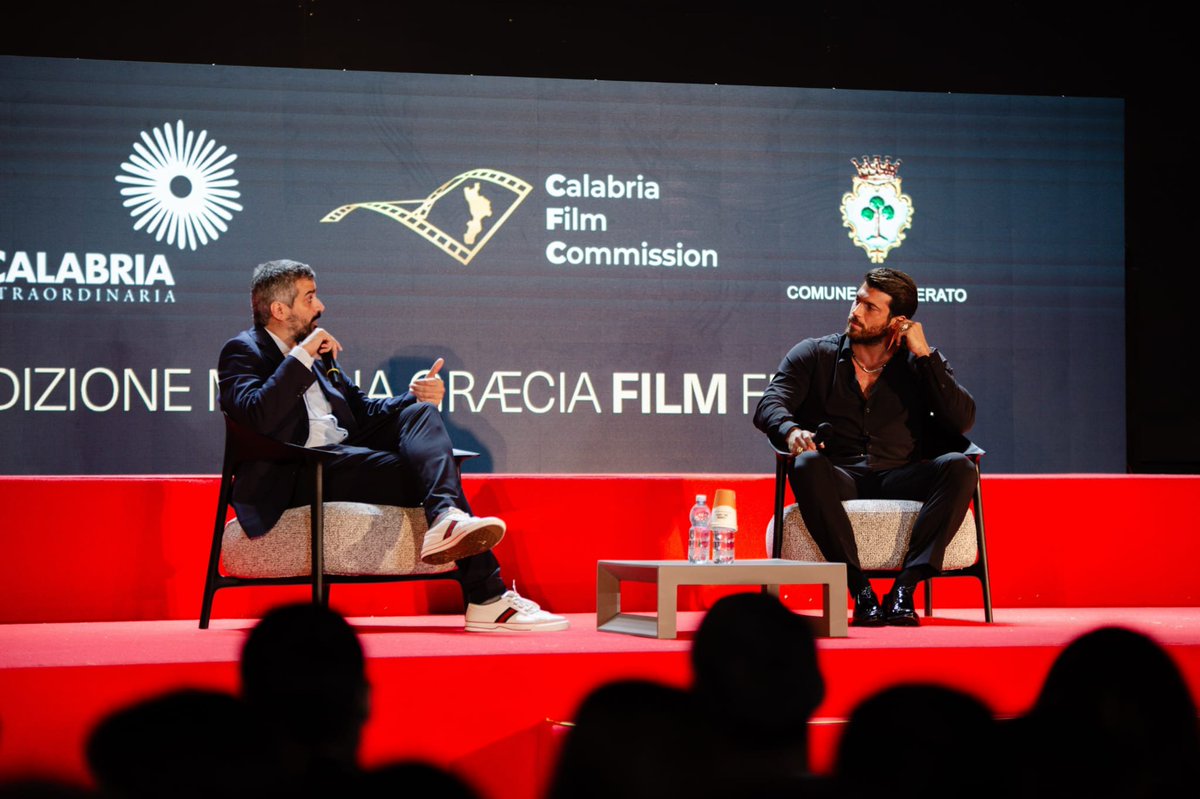 yforworld's tweet photo. #Repost @chris_tjna
// Can Yaman // Magna Græcia Film Festival // 

@canyaman @magnagraeciafilmfestival 

#canyaman #mgff #canyamanfans #magnagreciafilmfestival https://t.co/SpLLKBt4RQ