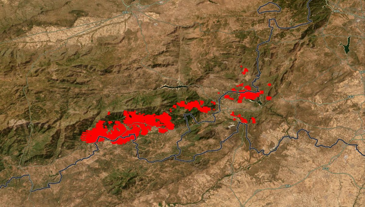 BosqueCraft's tweet photo. Actualización del estado de los incendios a través de satélite. #IFSierraOeste #IFBurgohondo #IFSanMartínDeValdeiglesias #IFPelayosdelaPresa https://t.co/wM1NGWBLKW