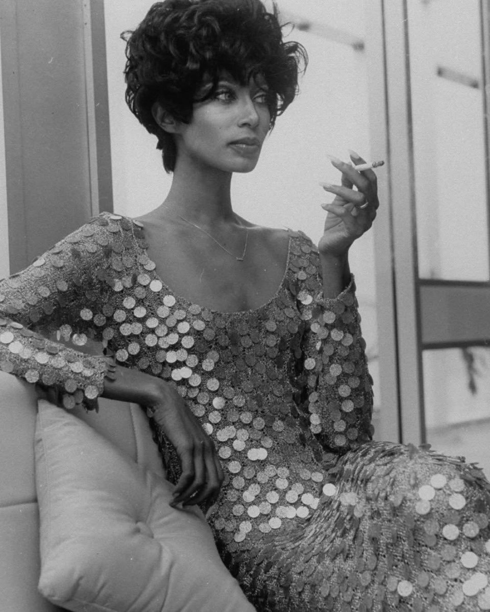 VintageLagoon's tweet photo. 1967 Model Donyale Luna in a sparkling dress while taking a break from a fashion show. #vintagefashion https://t.co/akDfEjuREC