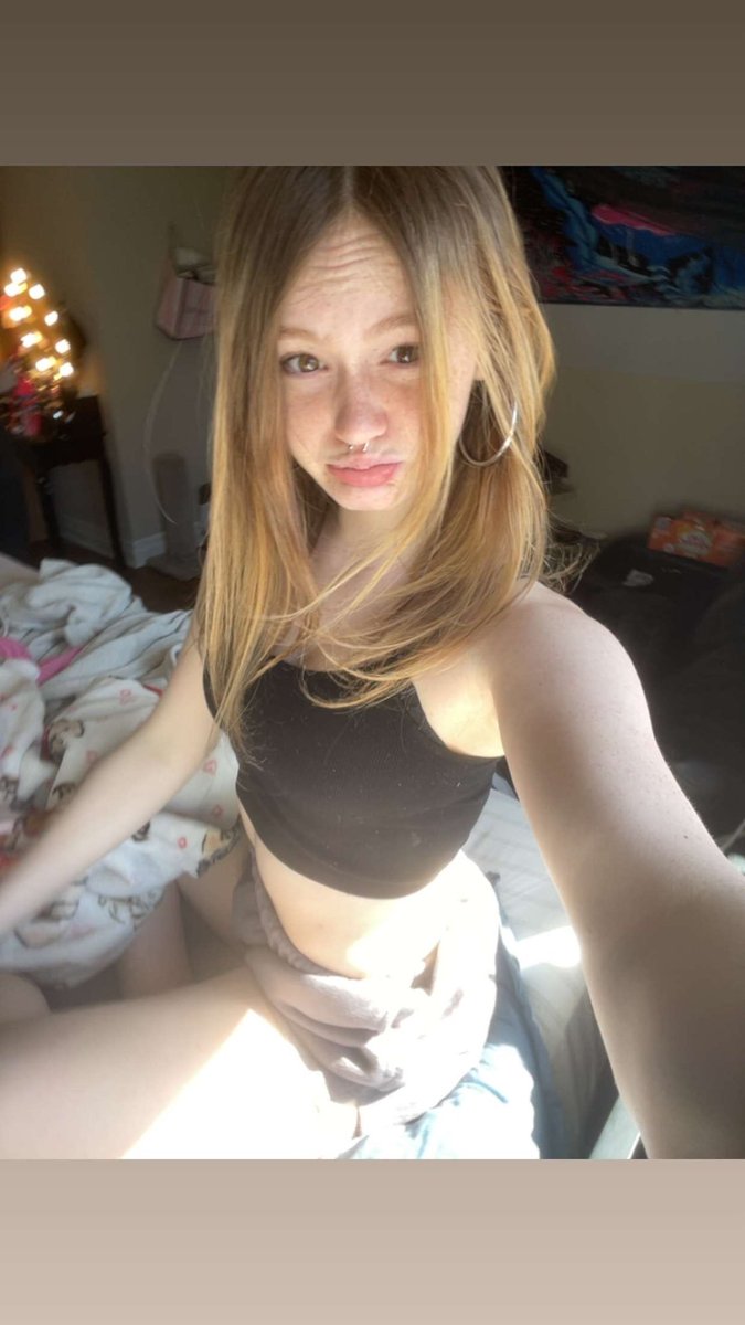 smith120630's tweet photo. Cute little slut exposed for you 😈 #nsfw #slut #horny https://t.co/41Kfbctj7I