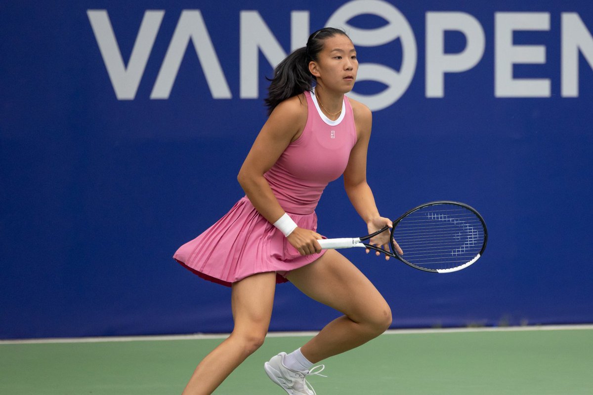 vanopentennis's tweet photo. First WTA wins unlocked! 🔓✨

Emma Si Yu Dong 🍁 rallied to upset the No. 4 seed, while 16-year-old Avery Alexander 🍁 grinded out a three-set victory over the No. 5 seed at the @Odlum_Brown #VanOpen.

Get all the details: https://t.co/WATFGchAtR

📷: Mark Steffens https://t.co/gTrYr8FKlJ