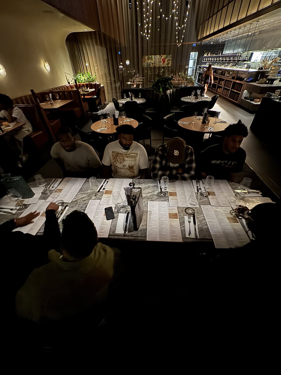 Jay__heat's tweet photo. No more seats at the table. https://t.co/pPL9EybItS
