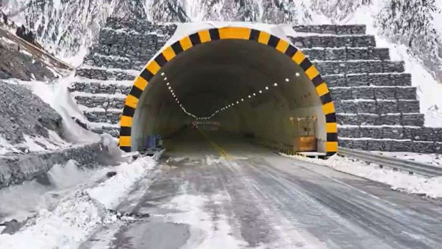 DamnAndCrazy's tweet photo. Zoji-La Tunnel

🔸Estimated cost- ₹6,800 crore
🔸Length- 14.15 km (Asia's longest bi-directional)
🔸Altitude- 11,578 feet above sea level
🔸Travel time- 15 mins (from 3.5 hours)
🔸Access- 365-day all-weather line

♦️Result- Year-round strategic defense &amp; trade link to Ladakh.🔥 https://t.co/SApasdqcOv