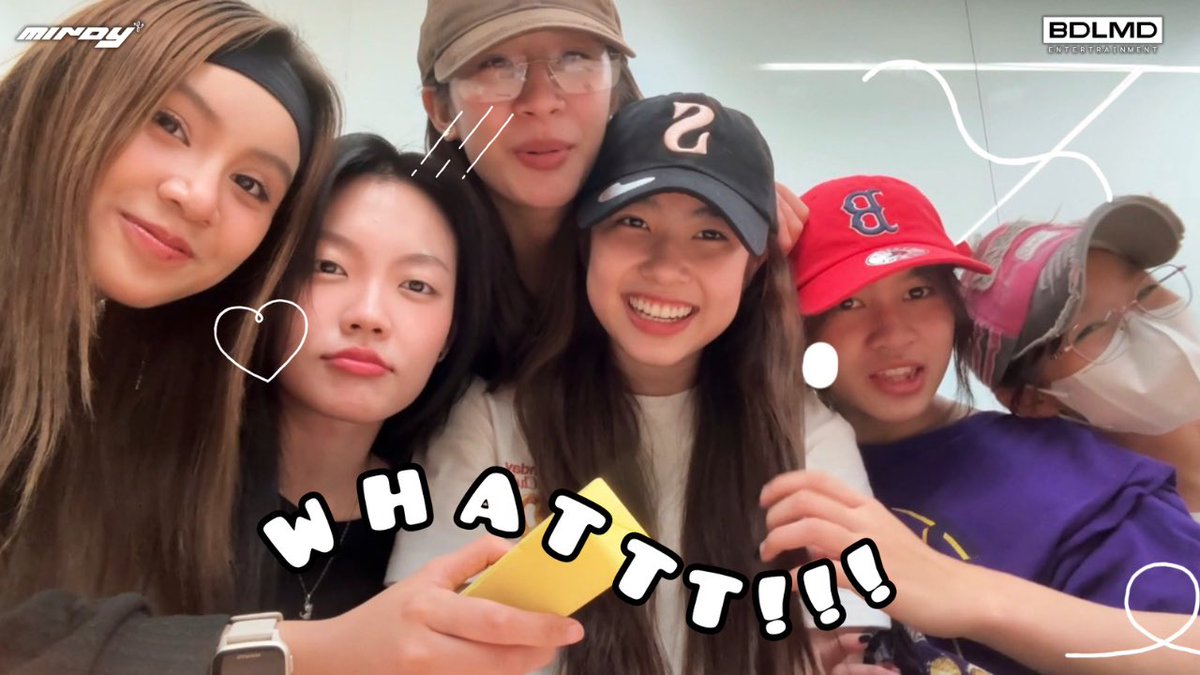 MINDYOFFICIALTH's tweet photo. OUTNOW 🆕 

[ (VLOG) MADE BY #ILENEMINDY ] -สรุปไอลีนนอนกี่โมงเนี่ยยยย!!!

[🐶]: https://t.co/dGnJnx4E6x

#MINDYVLOG 
#MINDY_TH 
#BDLMD https://t.co/NQJE21voyI