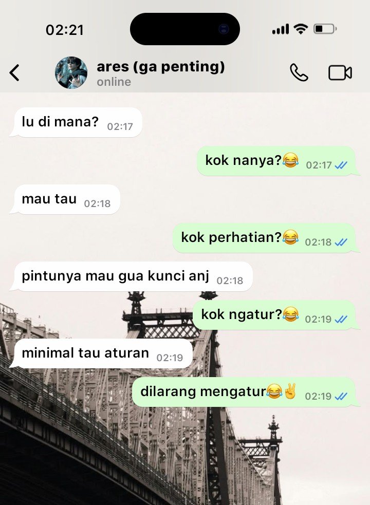 nomvium's tweet photo. 𝐌𝐨𝐯𝐞 𝐨𝐧 𝐨𝐫 𝐌𝐨𝐯𝐞 𝐢𝐧?

a #tones au
—
tentang Ares dan Jesse yang putus karena ego masing-masing saat mereka masih duduk di bangku SMA. kini malah dipertemukan kembali menjadi roommate.
—

©nomvium https://t.co/2ZKoDSzhwI