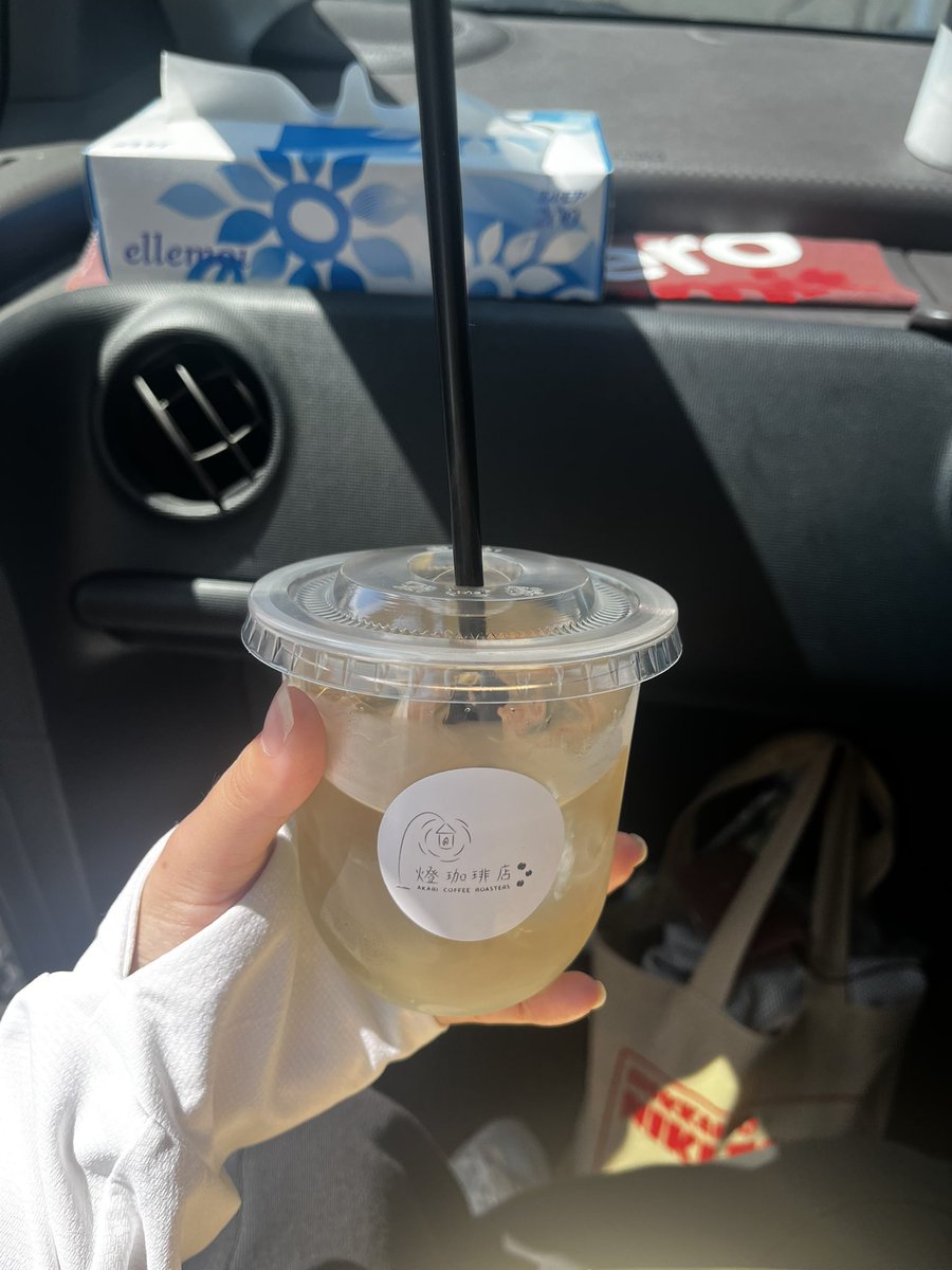 Awake_JDA's tweet photo. 今日限定の旅ノ証カードを貰いに滝川のサマースカイフェスタへ！

あとは今日からの燈珈琲店のカード！コーヒー飲めないからカモミールティーにしたんだけどこれも飲めなかった🤣(お残しは母へ)

滝川にいる父ちゃんを誘って
滝川ふれ愛の里でびっくり天丼食べた！あいかさんの奢り😏
#旅ノ証カード https://t.co/RW7sHBSLRm