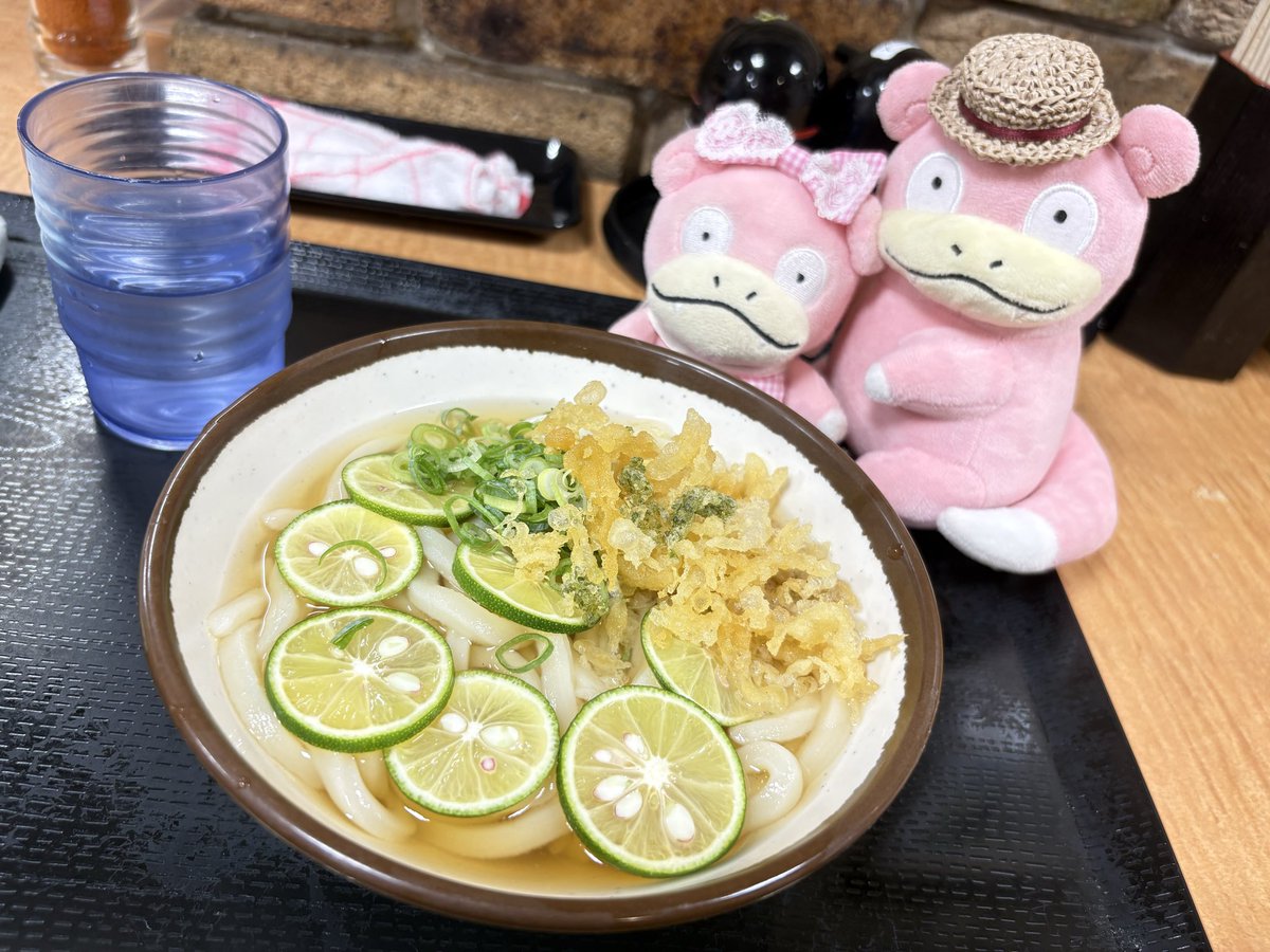 ひなた tweet media