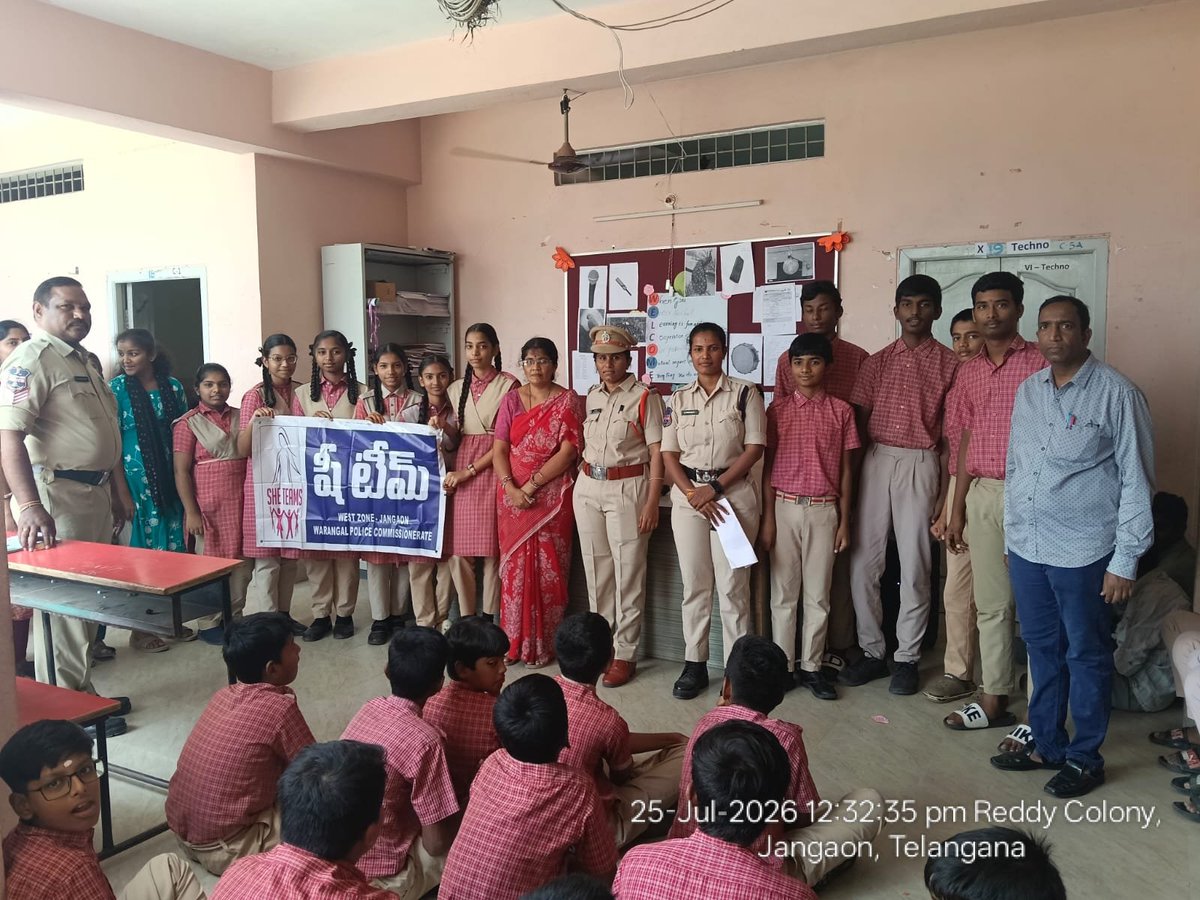 she_teams's tweet photo. Conducted #Awareness Programme at #VAISHNAVI HIGH SCHOOL REDDY COLONY #JANGAON. In which 70 Members of Students were participated. We explained the following topics what is #sheteam how it Works,how it is useful for them #child abuse,#TSafe App,Child #helpline No.1098 etc. https://t.co/Bhyl4UD5vJ